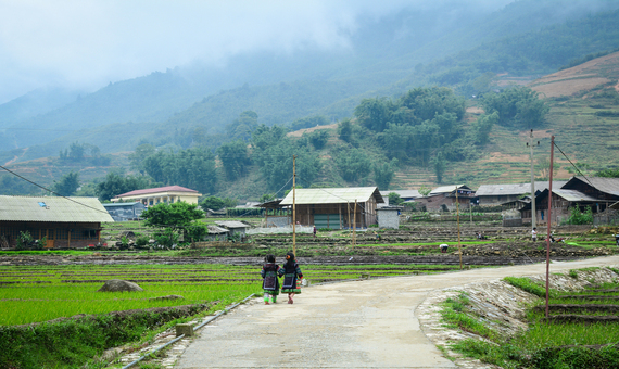 踏梅村 Ta Van Village